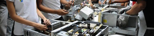 Usina Digital entrega certificados a 60 jovens de Lauro de Freitas