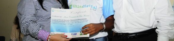 Usina Digital entrega certificados a mais uma turma