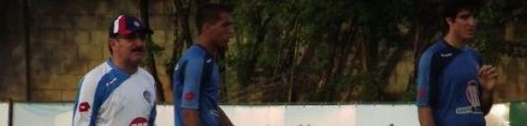 René por um fio no Bahia