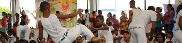 Capoeira é celebrada por milhares de jovens em Lauro de Freitas