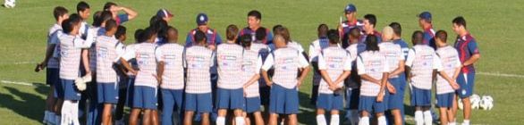 Joel inicia testes na equipe e pede mais malandragem ao Bahia