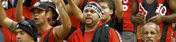 Benazzi convoca torcida e não perde fé no acesso: 'Você tem que sonhar'