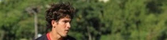 ‘Ele é pago para decidir’, diz Alison sobre dúvida de Benazzi