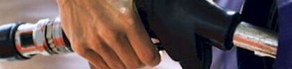 Em protesto, empresários vendem gasolina sem impostos