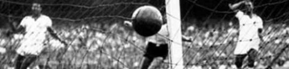 Dia  62 anos antes, o Brasil perdia a sua Copa para o Uruguai  em pleno Maracanã