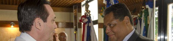 Antonio Brito é condecorado pela Marinha do Brasil