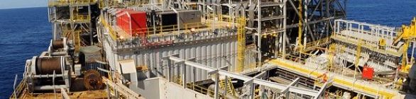 Roja sofre contra os italianos, passa sufoco em boa parte do jogo e leva bola 