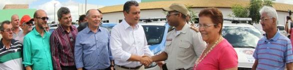 Governador inaugura unidade da PM e entrega viaturas em Juazeiro