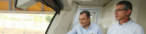 Rui Costa visita quatro novas estações do Metrô