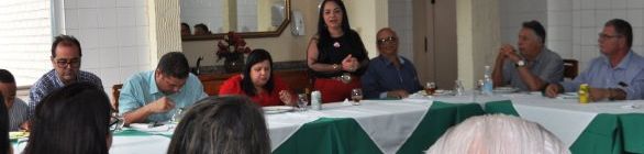 Prefeitura e AFPEB firmam parceria para implantação de passarela 