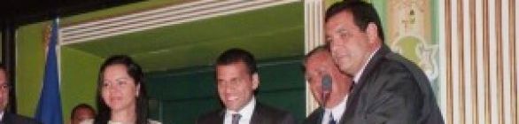 Daniel Alves agora é cidadão de Salvador