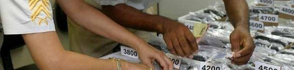 Polícia Militar devolve documentos perdidos no Carnaval