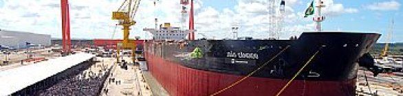 Petrobras assina contratos para afretamento de seis navios Panamax