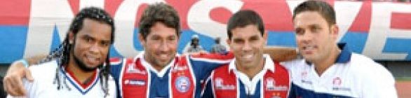 Carlos Alberto e Ricardinho foram apresentados em Pituaçu