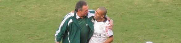 Na estreia de Abel, Willian brilha, faz dois e dá vitória ao Timão sobre o Flu