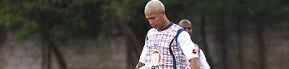 Júnior está precisando fazer um gol