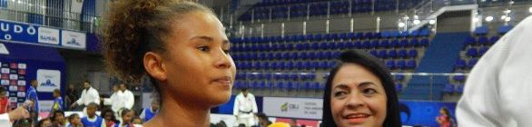 Alunos do Projeto de Judô de Lauro de Freitas se encontram com medalhista 