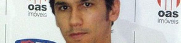 Feliz com goleada, Lucio Flavio cobra apoio da torcida: ‘Precisamos muito’