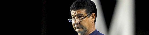 Indefinição tricolor: em três jogos, Joel já utilizou 19 jogadores no Bahia