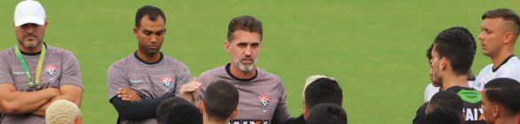 Sistema defensivo, elenco... As lições que o Vitória aprendeu para a Série A