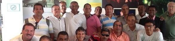 Release - Ex- atletas baianos visitam Arena Fonte Nova - 01/02/2012.