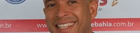 ‘Queremos os três pontos, independente do gramado’, diz Junior 