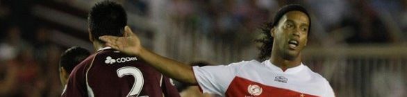 No lucro: com quatro volantes, Fla sai na frente, mas empata com Lanús