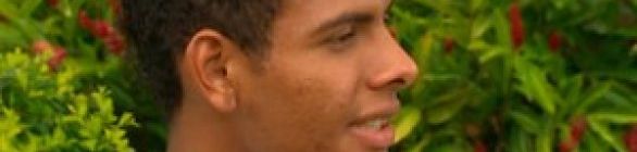 Na expectativa de ser titular, Mansur recebe elogios do treinador do Vitória