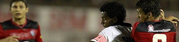 Vitória não supera defesa do Atlético-BA e fica no empate