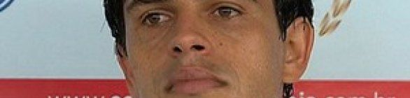 Fahel elogia Falcão e pede que torcida tenha paciência com Jones