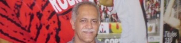 Raimundo Queiroz volta ao Vitória