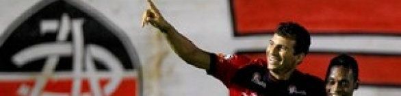 Vitória joga de olho na vice-liderança