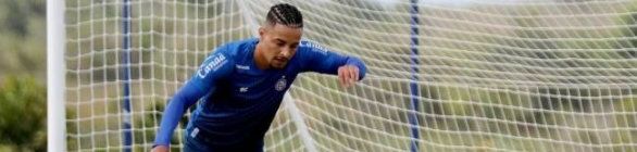 Gregore diz não se influenciar por propostas e garante foco no Bahia