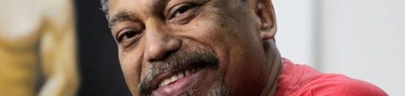 Português é com portugal.