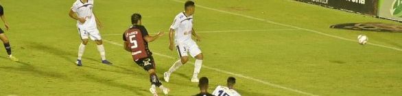 Rafael Carioca marca no fim, e Vitória arranca empate contra a Ponte Preta