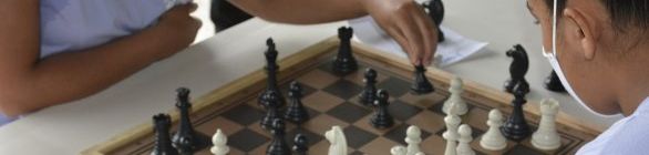 Jogo de Xadrez estimula raciocínio lógico e concentração em adolescentes