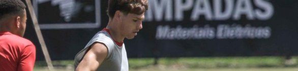 Vico celebra retornos de Maurício Ramos e Alisson Farias