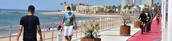 População já aproveita nova orla na Pituba