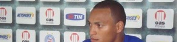 ‘Vamos dar a vida para conseguir vencer’, diz Titi sobre o clássico