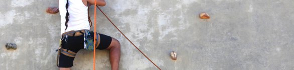 Rapel e escalada são atrações de destaque no Parque dos Ventos