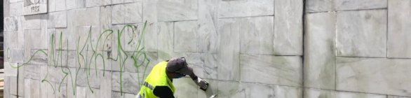 Recuperação do Monumento a Clériston Andrade é inciada após vandalismo