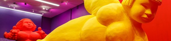 “Gordinha” de Eliana Kertész recepciona passageiros no Aeroporto de SSA 