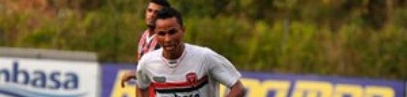 Vitória da Conquista vence Fluminense de Feira e encosta no G-4