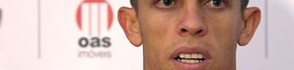 Com problema na coxa, Gabriel Paulista vira desfalque no Vitória