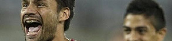 Mesmo preguiçoso, Fluminense se mantém 100% e garante a vaga