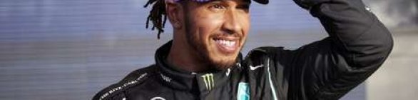 Lewis Hamilton sofre ataques racistas após batida em Verstappen