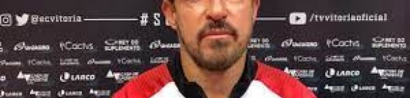 Ramon Menezes é demitido do Vitória