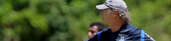 Com quebra-cabeça para resolver, Falcão mantém mistério no Bahia