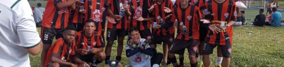Escolinha de futebol rubro-negra em Brasília conquista títulos na Copa Taguating