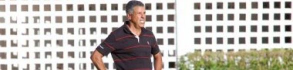 Vitória pode anunciar saída de Cerezo